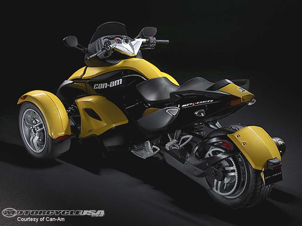 款庞巴迪Spyder摩托车图片4