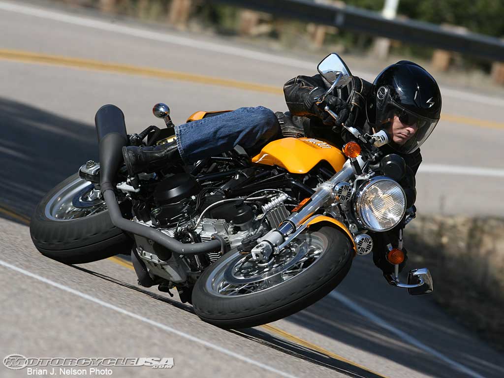款杜卡迪Sport 1000 biposto摩托车图片4