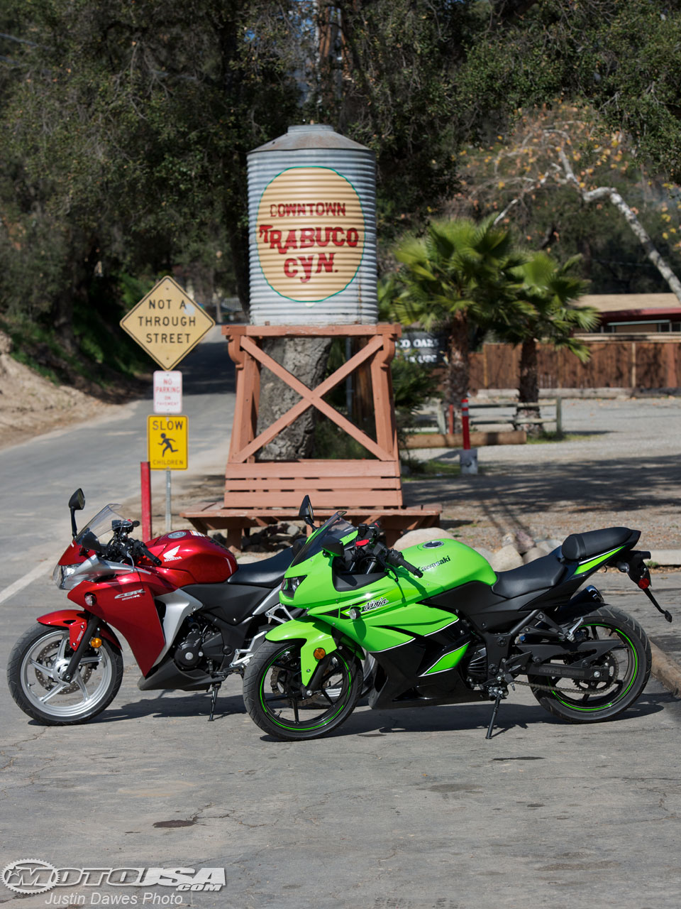 款本田CBR250R ABS摩托车图片2