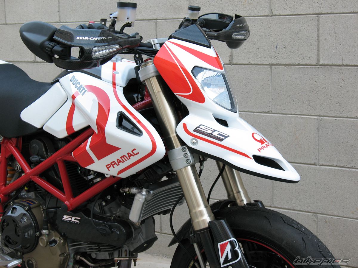 款杜卡迪Hypermotard 1100 S摩托车图片2