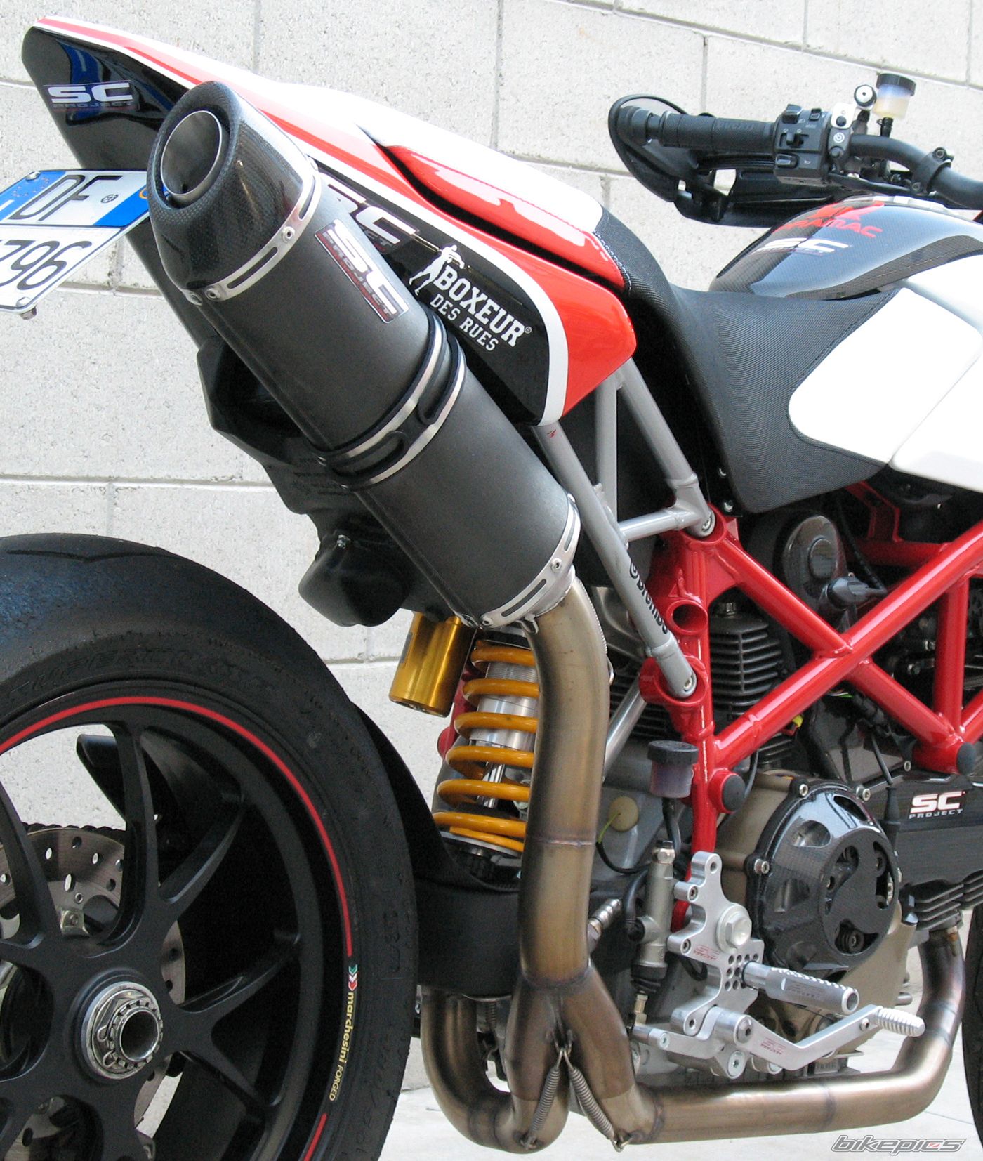 款杜卡迪Hypermotard 1100 S摩托车图片3