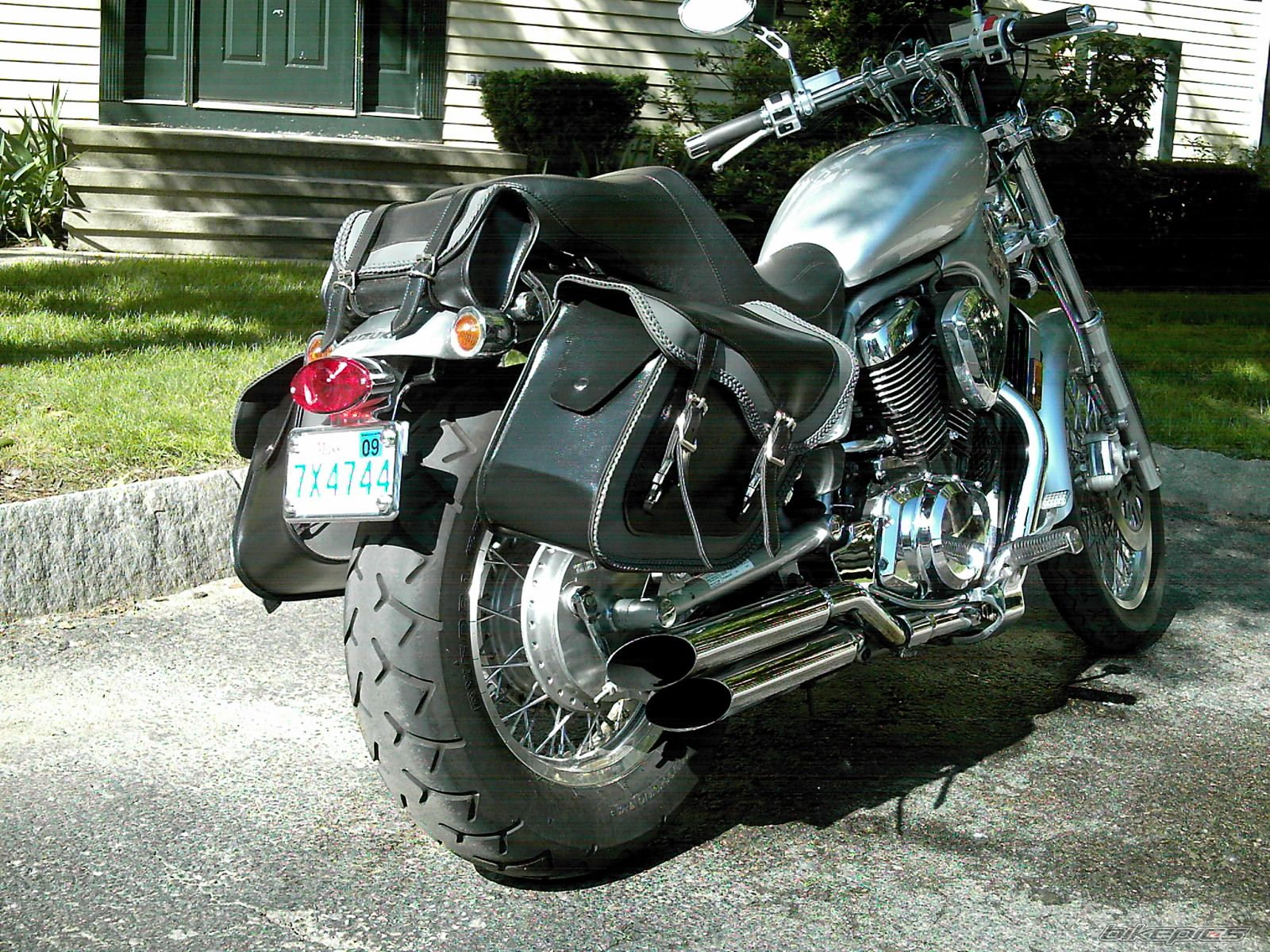 2008款铃木S50摩托车图片4