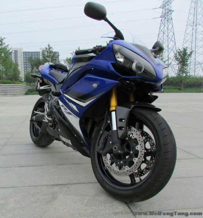 雅马哈 08款 YZF-R1 蓝色 多处碳纤维改装件 天蝎排气 图片 0