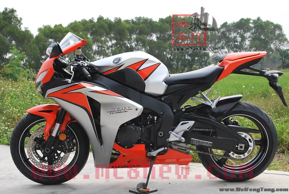 2008年本田CBR1000RR 改装排气 CBR1000RR图片 3