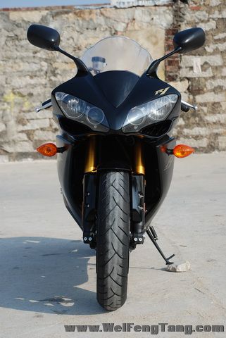 08年 YAMAHA 黑色超级战骏 YZF-R1 图片 0