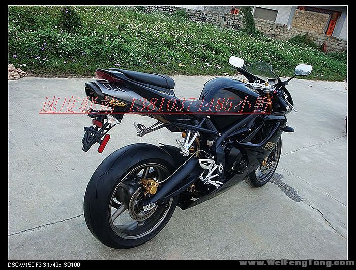 09年凯旋675 三缸跑车 速度驿站机车俱乐部2012.12现货 Street Triple 675图片 1