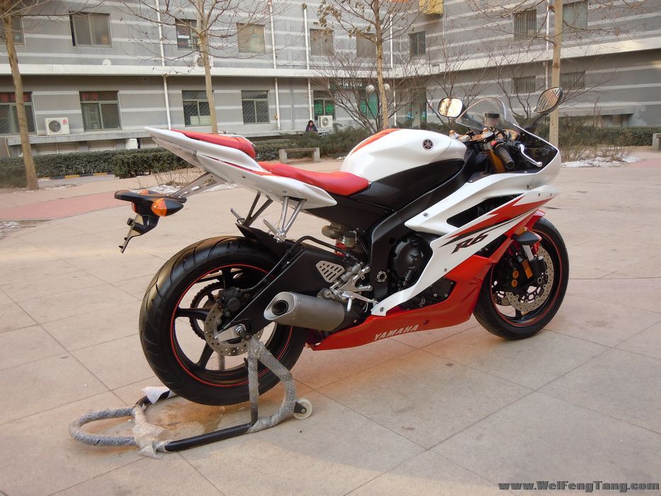 2007雅马哈YZF-R6，红白红坐 YZF-R6图片 3