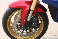 本田CB1000R摩托车2011图片