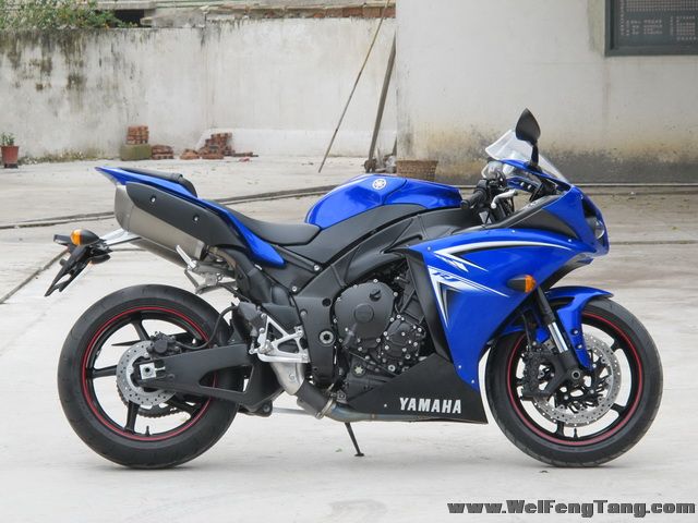 新到2009年蓝黑色雅马哈YZF-R1 8000多公里 成色新，原装排气 图片 0