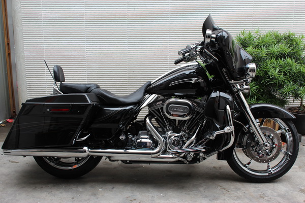 2012款HARLEY-DAVIDSON 限量版 尖叫老鹰电子油门街道滑翔 110CI 黑色 图片 1