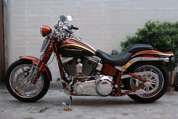 新到橘红色 2008款限量版 HARLEY-DAVIDSON 105周年纪念版 尖叫老鹰大弹簧 110CI 图片 0