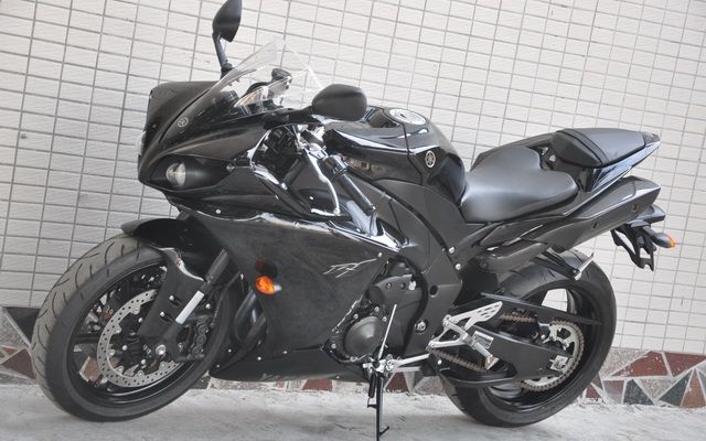 新到2011款雅马哈YZF-R1战斧，欧规两把原车芯片钥匙黑色 图片 2