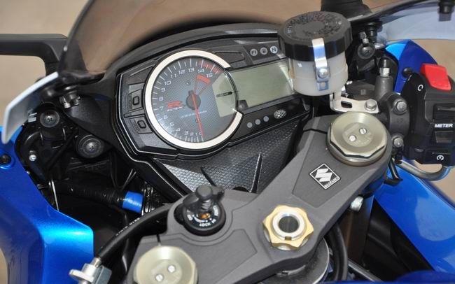 款铃木GSX-R1000摩托车图片1