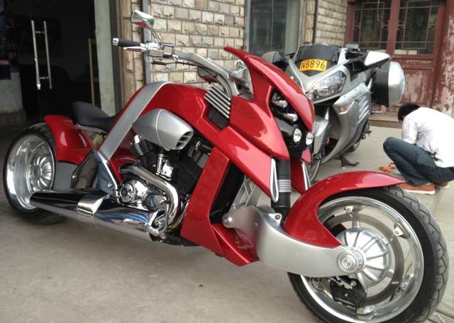 新到2012款 红色定制款暴龙摩托车 图片 0