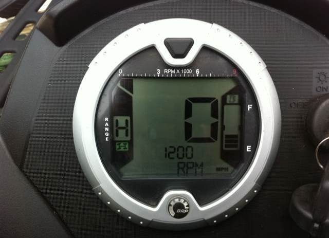 新到2009款庞巴迪ATV650 开拓者 四轮越野 迷彩色 行驶400余英里 图片 2