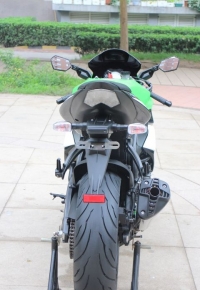 川崎Ninja ZX-10R摩托車2011圖片