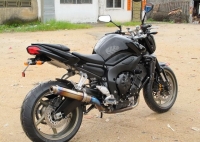 雅马哈FZ1摩托车2011图片
