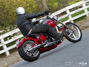 哈雷戴维森Rocker C摩托车2011图片