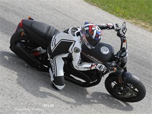 哈雷戴维森XR1200X摩托车2011图片