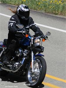 哈雷戴维森Sportster 883 Custom - XL883C摩托车2008图片