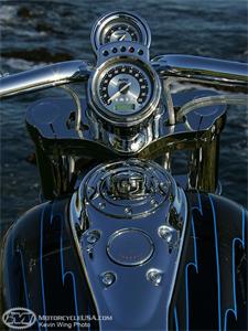 哈雷戴维森Screamin Eagle Road King - FLHRSE3摩托车2007图片