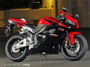 本田CBR600RR摩托車2011圖片