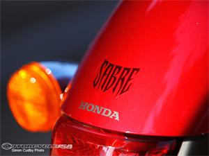 本田Sabre摩托车2010图片