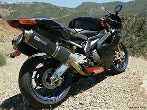 阿普利亚RSV Mille R Factory摩托车2004图片