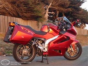 阿普利亚RST Futura摩托车2003图片