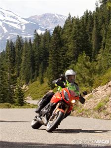 凯旋Tiger摩托车2010图片