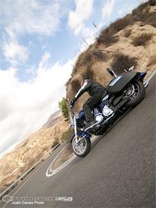 雅马哈Stratoliner S摩托车2010图片