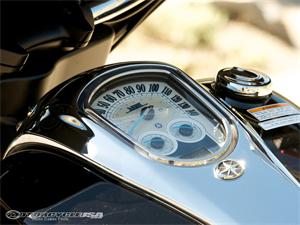 雅马哈Stratoliner Deluxe摩托车2011图片