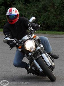 雅马哈MT-01摩托车2005图片