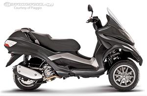 2011款比亚乔MP3 250摩托车